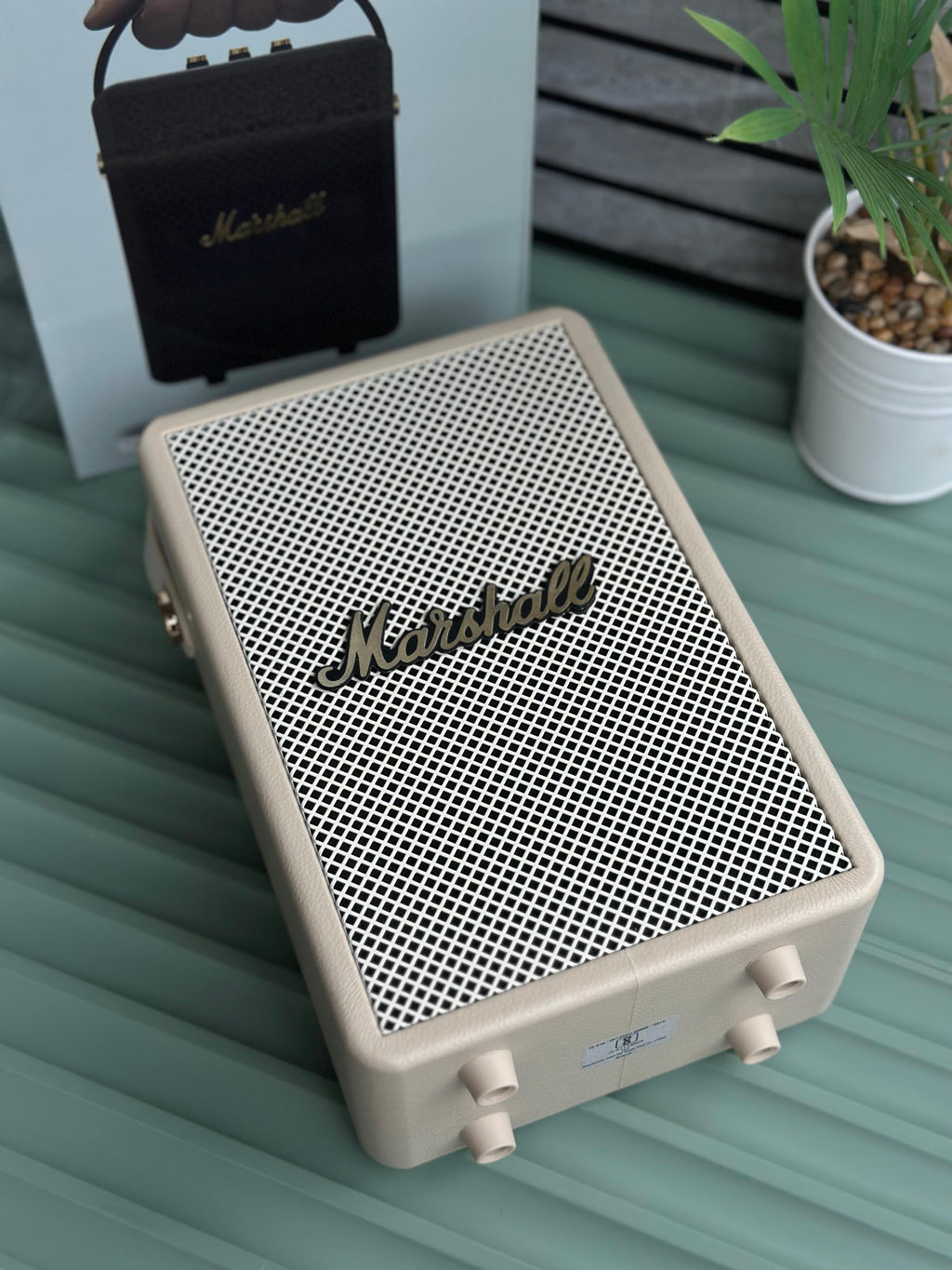 BIG SIZE MARSHALL SPEAKER