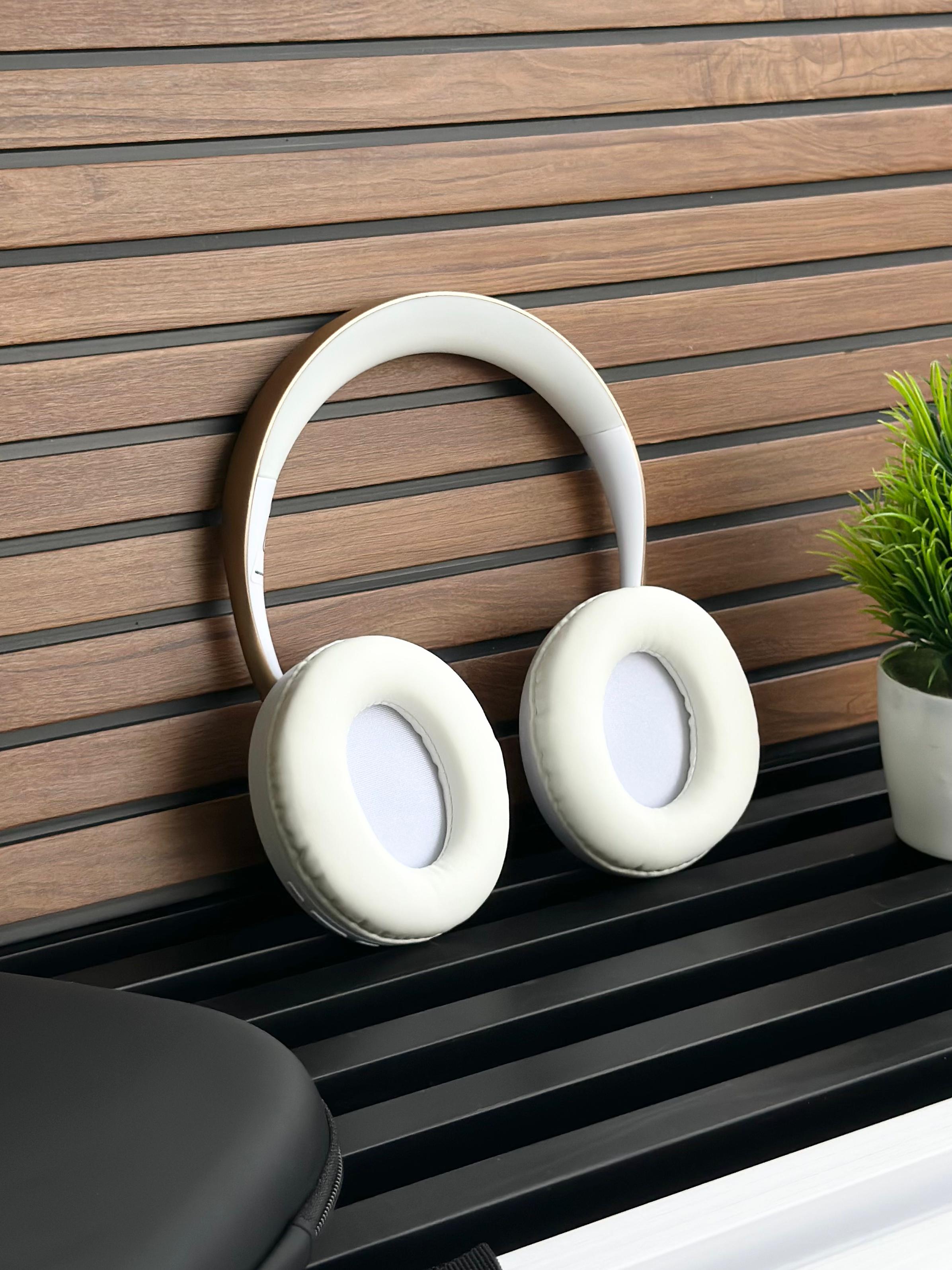 Bose QuietComfort Ultra Headphones – ANC 700