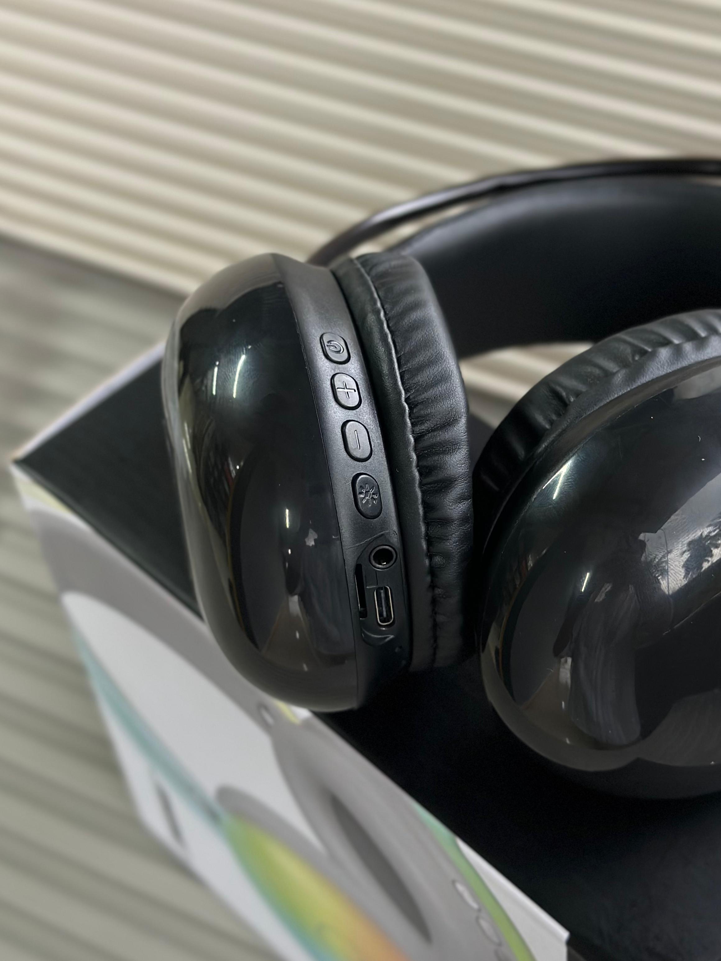 🪩 Bose BT 500 LED Wireless Headphones – On-Ear | Bluetooth | Colorful Lights 🎧