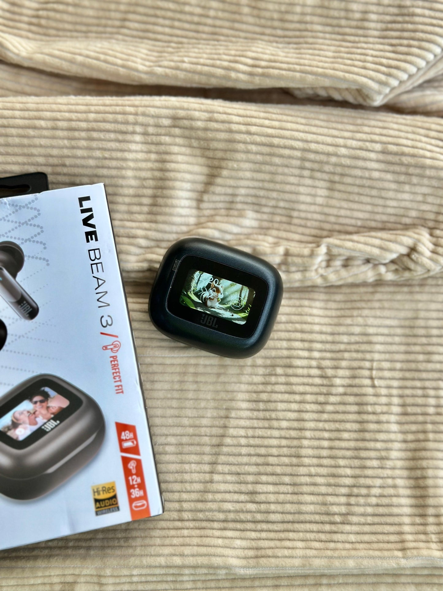🎧 JBL Live Beam 3 – Smart Display Earbuds 🔥