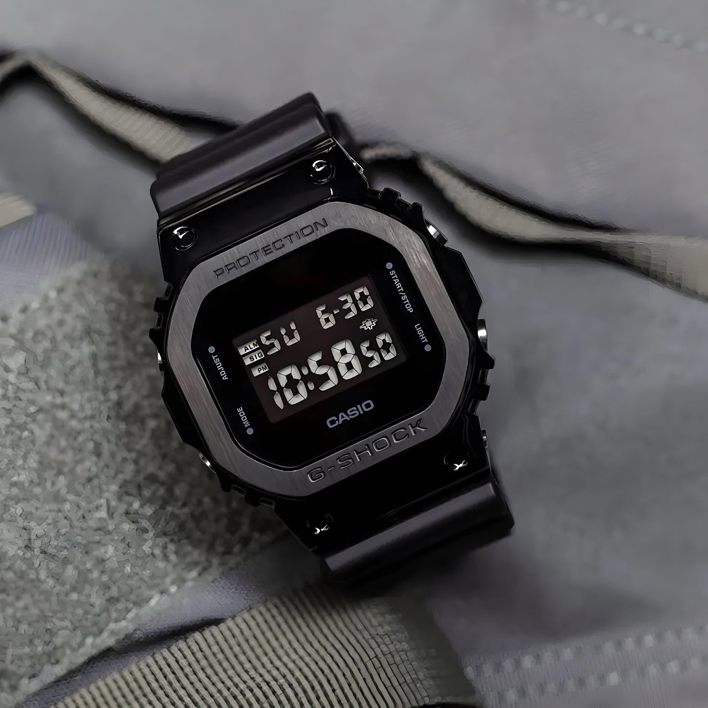 Casio G-Shock Unisex Digital Watch ⌚ DW-5600BB-1 – Tough Metal Body